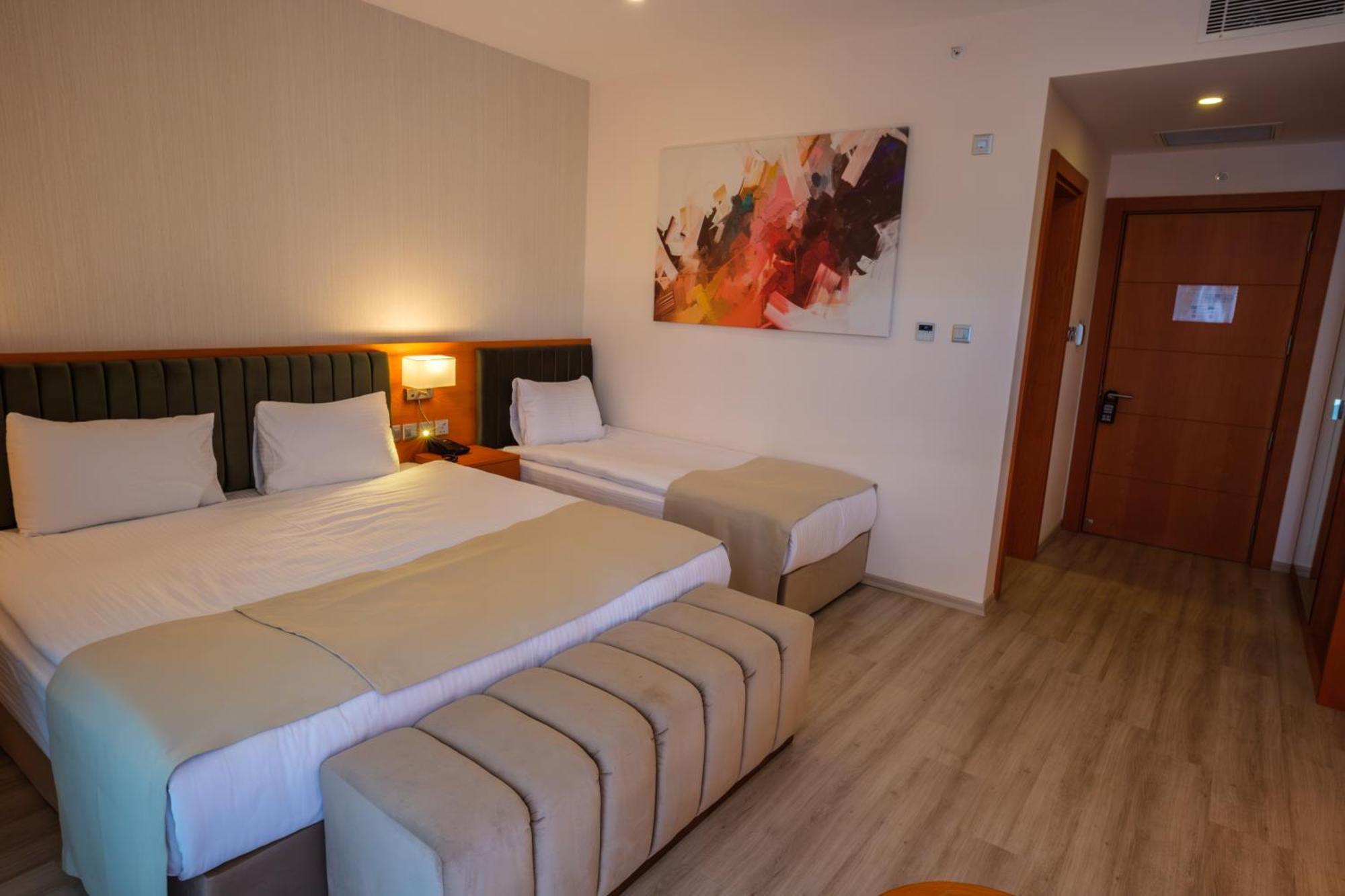 Caddem Inn Hotel Famagusta  Exterior photo
